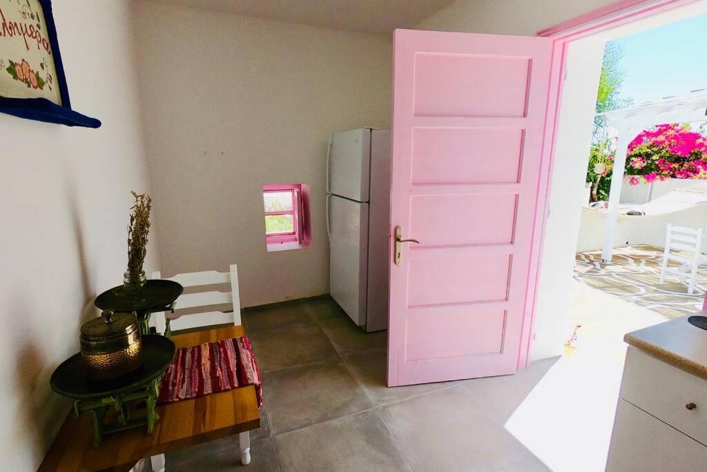 The Summer Pink House Lachania  Exterior photo